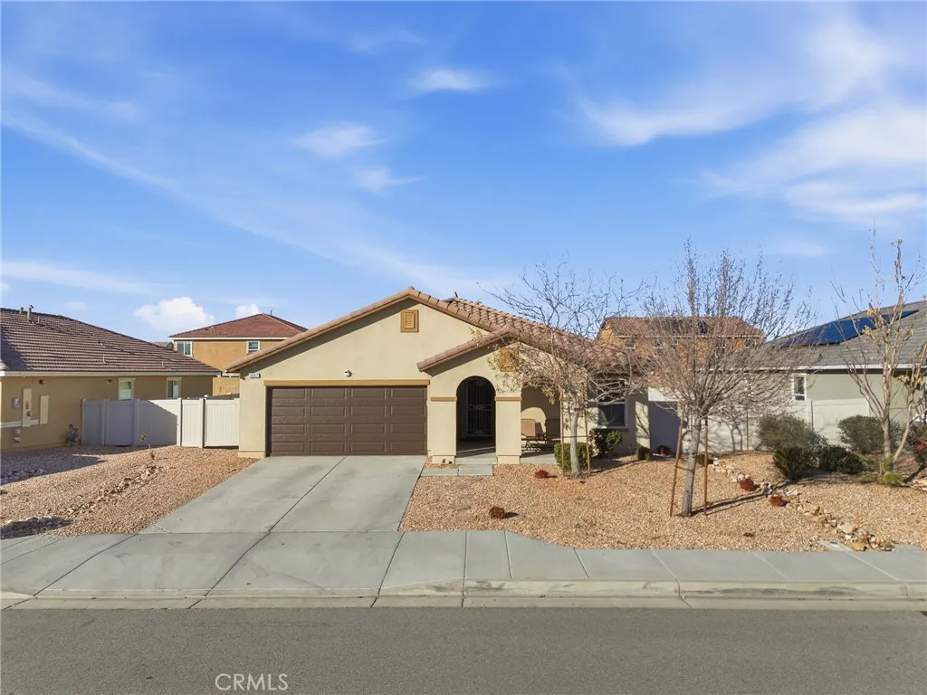 3567 Garnet, Lancaster, California 93535 home-pic-4