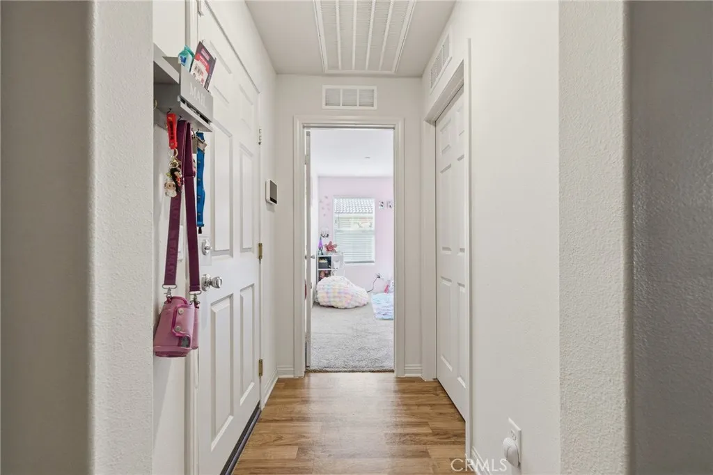 3567 Garnet, Lancaster, California 93535 home-pic-14