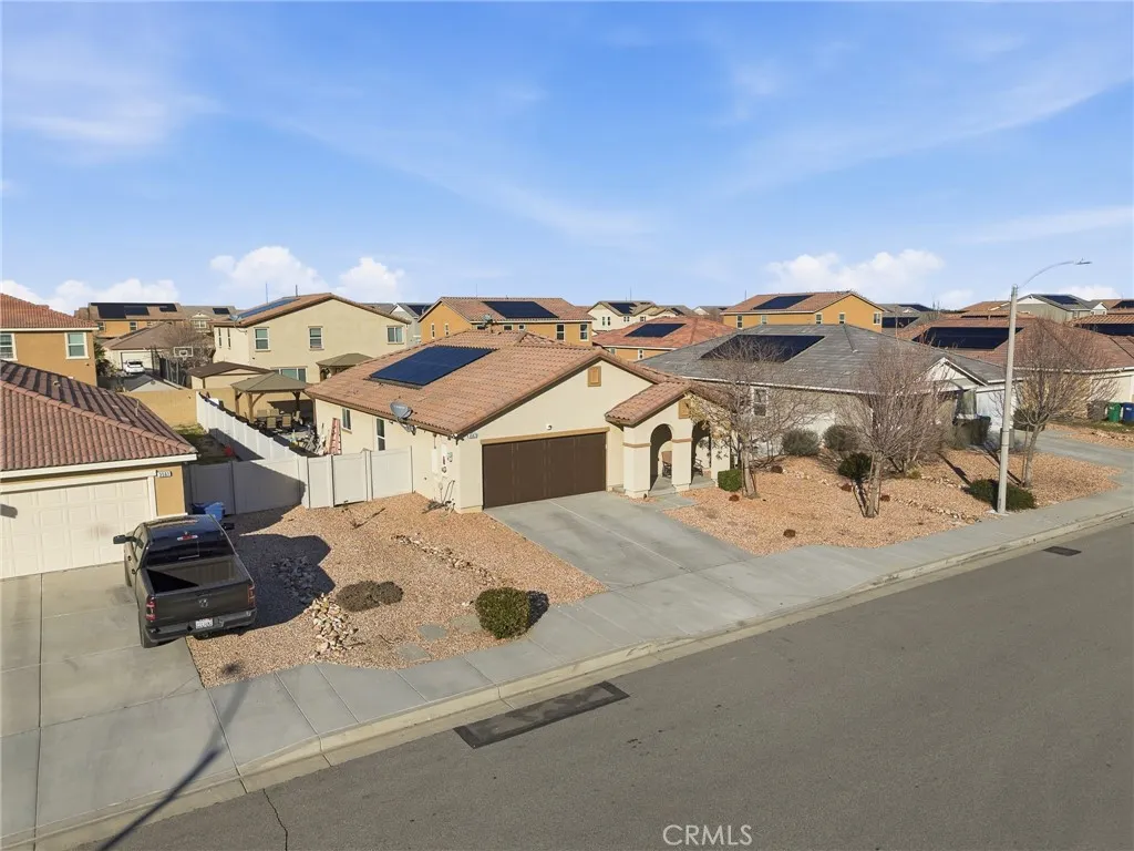 3567 Garnet, Lancaster, California 93535 home-pic-5