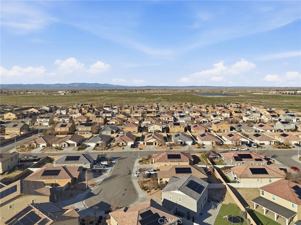 3567 Garnet, Lancaster, California 93535 home-pic-38