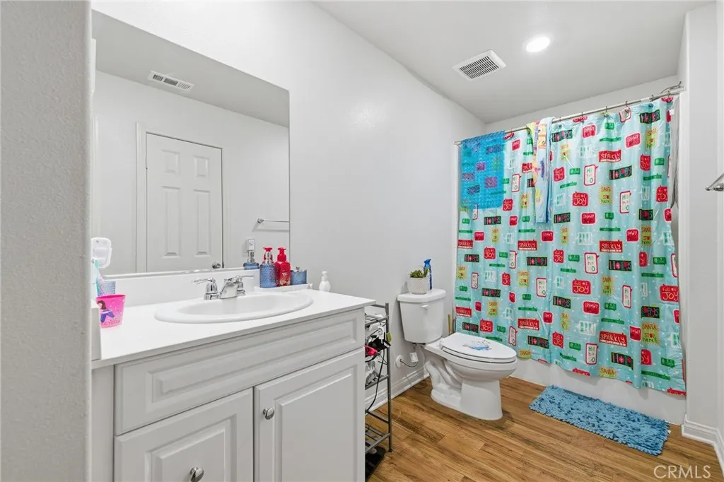 3567 Garnet, Lancaster, California 93535 home-pic-22