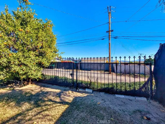 Back Alley Access Gate -- Allowing Extra Parking for RV or Other Future Uses (ADU - Buyer to verify ability)