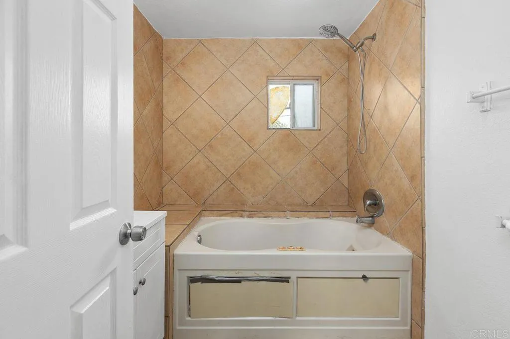 639 43 Morrison Street, San Diego, California 92102 home-pic-17