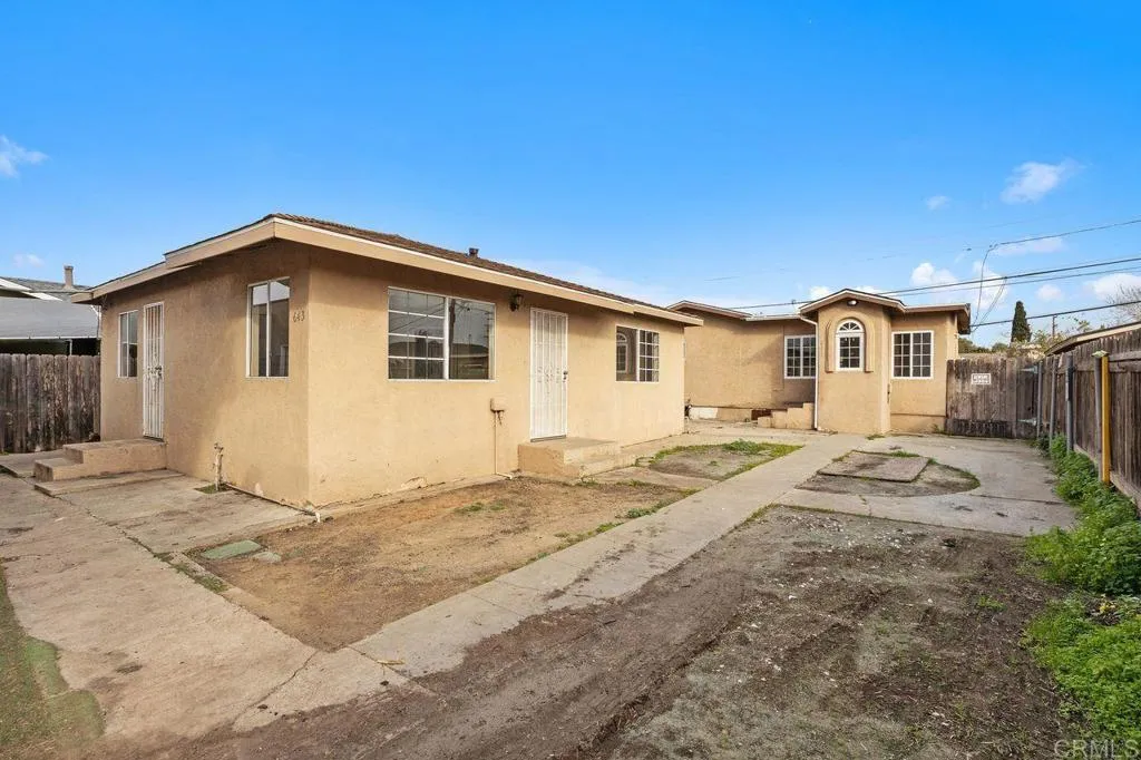 639 43 Morrison Street, San Diego, California 92102 home-pic-1