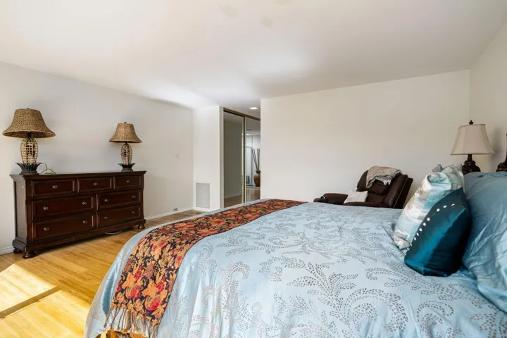 Reverse View of Guest Suite 1