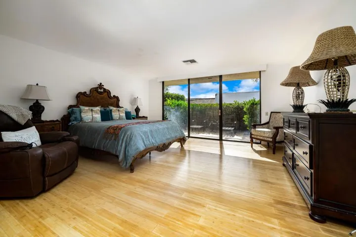 Guest Suite 1