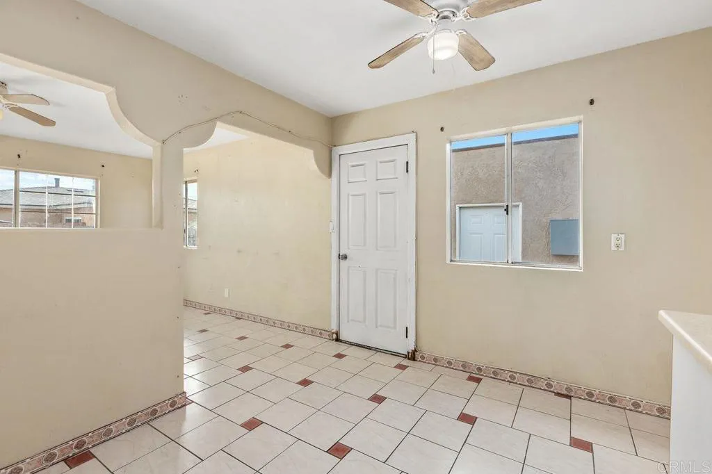 641 43 Morrison Street, San Diego, California 92102 home-pic-28