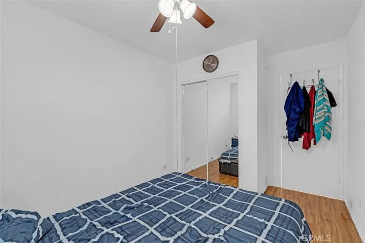 6652 Darby Avenue, Reseda, California 91335