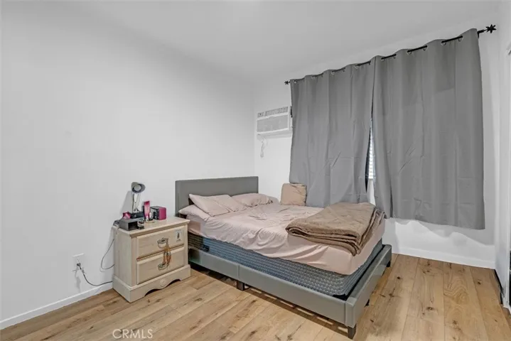 6652 Darby Avenue, Reseda, California 91335