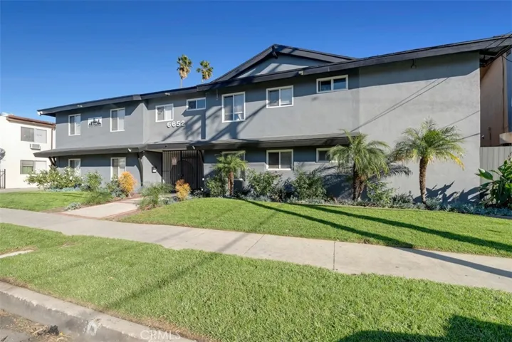 6652 Darby Avenue, Reseda, California 91335