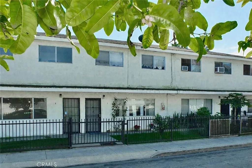 2408 E 17th Street, Long Beach, California 90804 home-pic-3