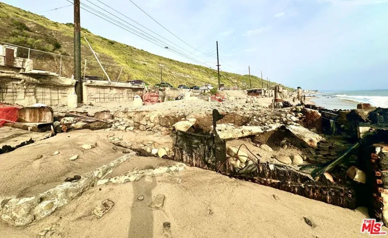 19240 Pacific Coast Highway, Malibu, California 90265