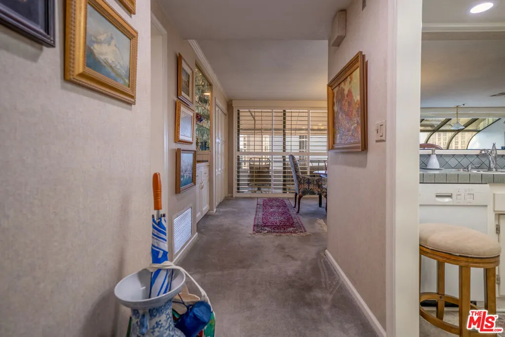 880 W 1st Street 506, Los Angeles, California 90012 home-pic-2
