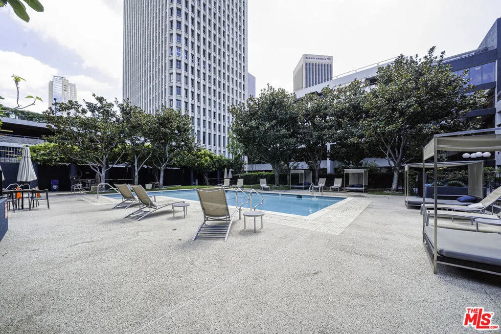 880 W 1st Street 506, Los Angeles, California 90012 home-pic-42