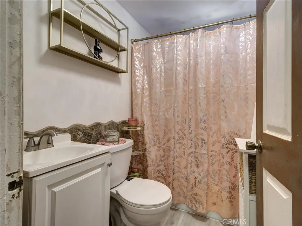 841 W 58th, Los Angeles, California 90037 home-pic-13