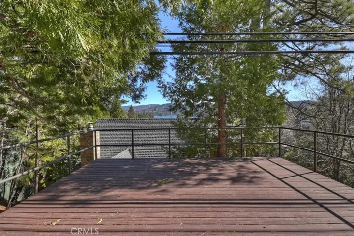 27565 North Bay Rd, Lake Arrowhead, California 92352
