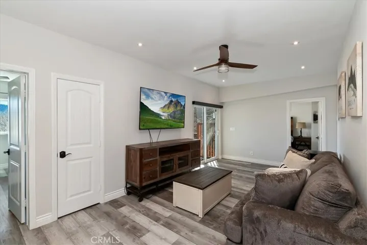 27565 North Bay Rd, Lake Arrowhead, California 92352