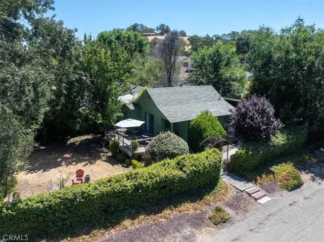 647 Vine Street, Paso Robles, California 93446