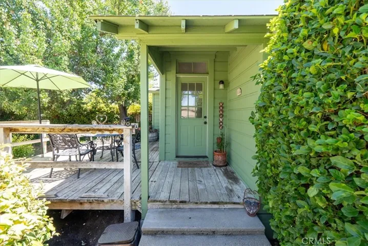 647 Vine Street, Paso Robles, California 93446