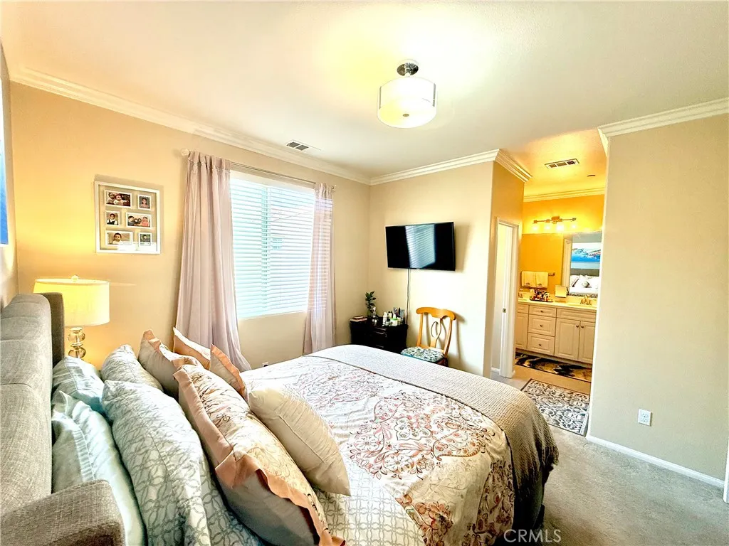 6333 Norma Court, Eastvale, California 91752 home-pic-18