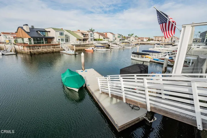 2221 Kingsbridge Ln Oxnard CA-large-040-