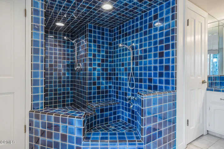 2221 Kingsbridge Ln Oxnard CA-large-020-