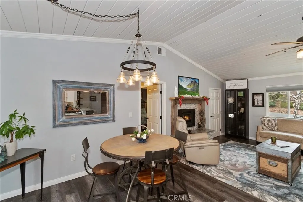 399 Crater Lake, Big Bear Lake, California 92315 home-pic-9
