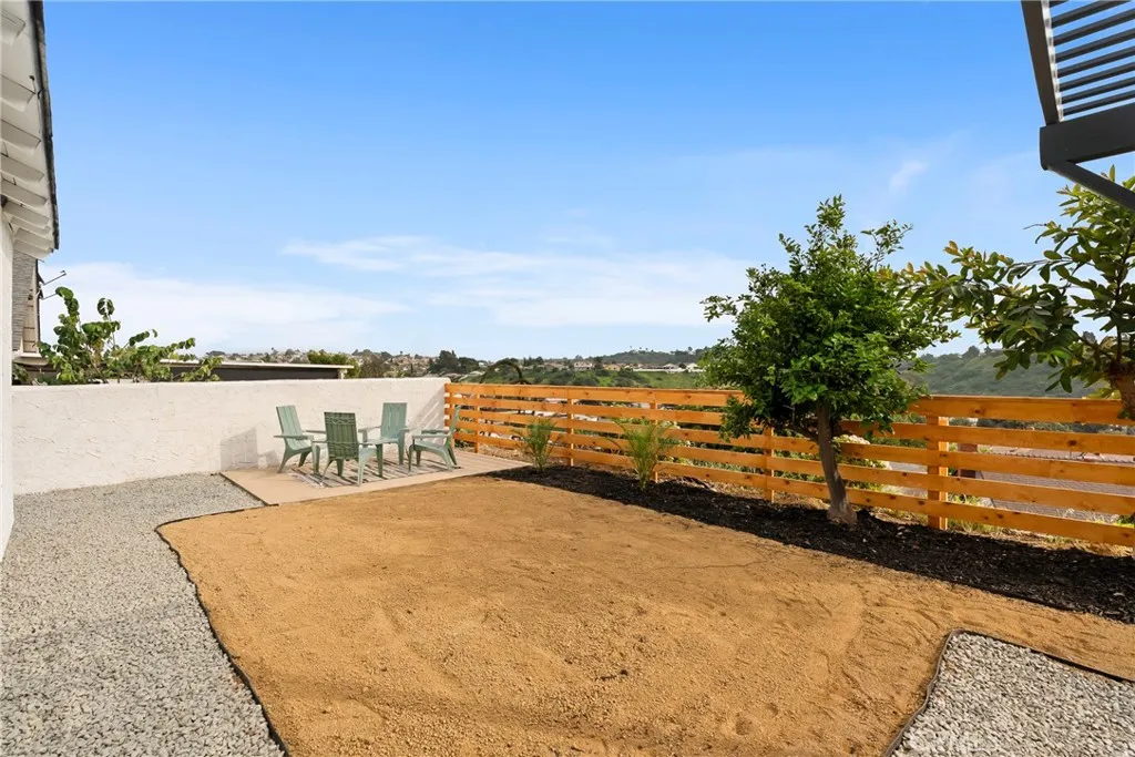 6027 Daisy, San Diego, California 92114 home-pic-23