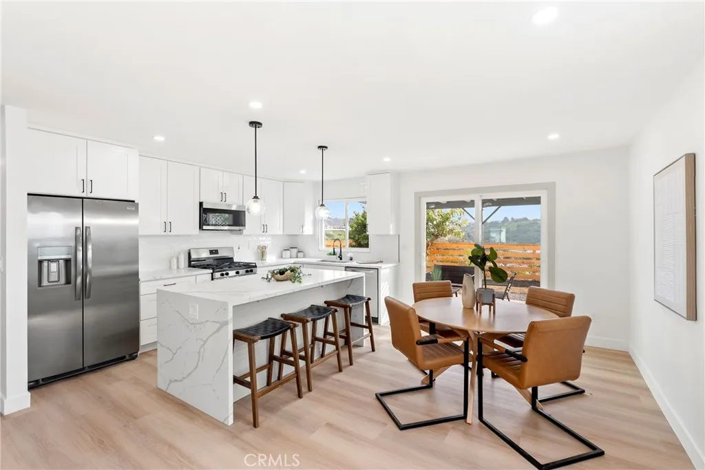 6027 Daisy, San Diego, California 92114 home-pic-10
