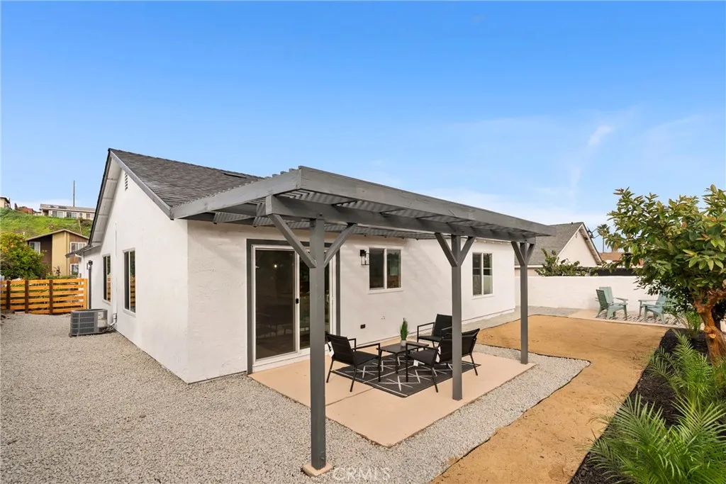 6027 Daisy, San Diego, California 92114 home-pic-21