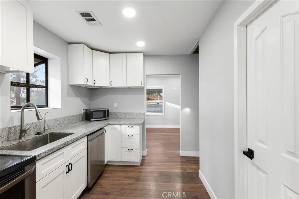 34789 Wildwood Canyon, Yucaipa, California 92399 home-pic-18