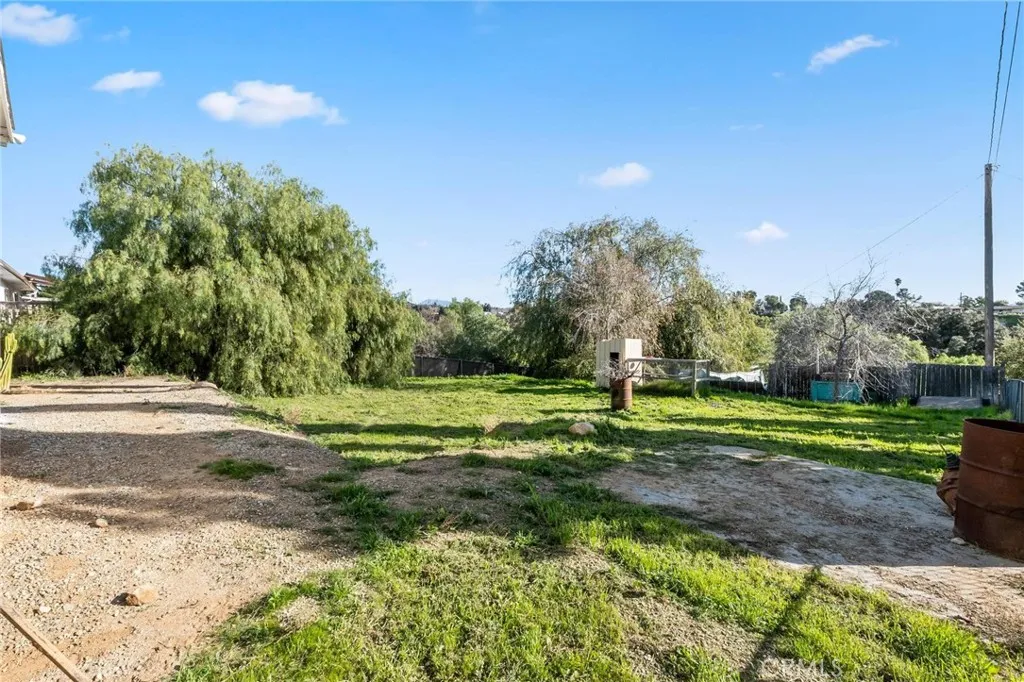 34789 Wildwood Canyon, Yucaipa, California 92399 home-pic-40
