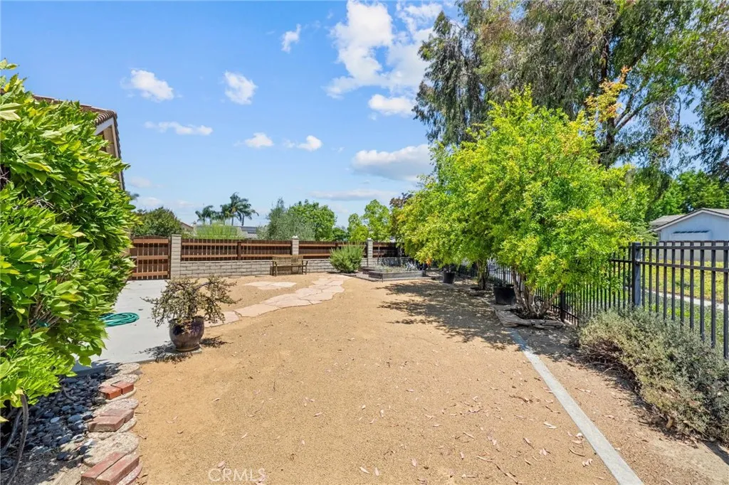 31475 Corte Mallorca, Temecula, California 92592 home-pic-38