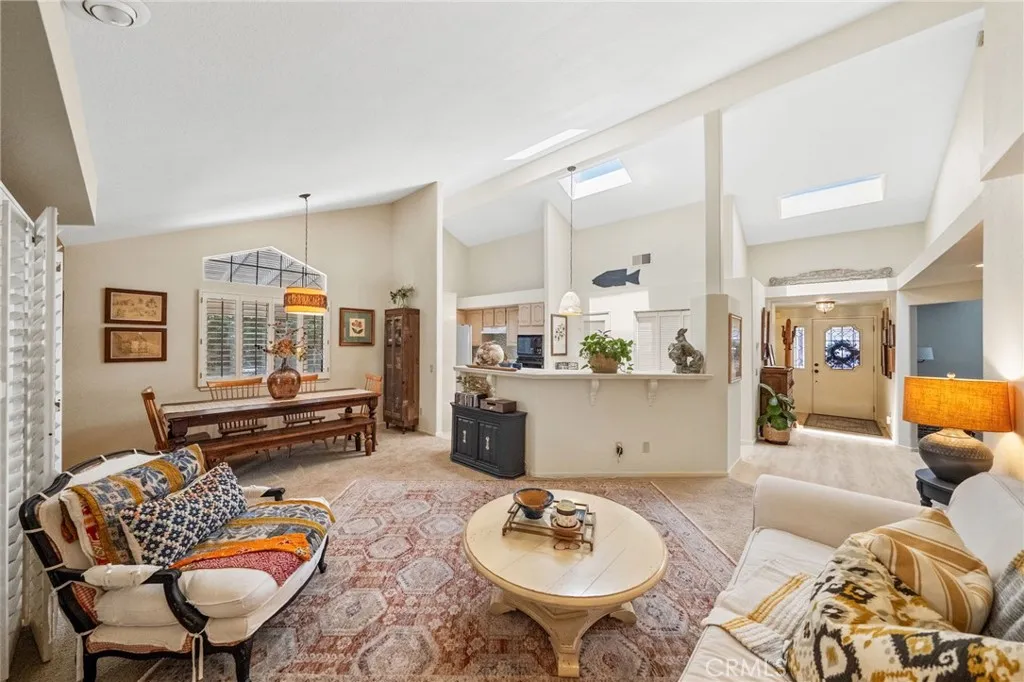 31475 Corte Mallorca, Temecula, California 92592 home-pic-7