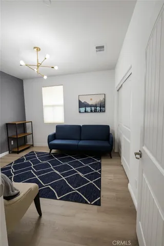 1f bedroom ($1,200)