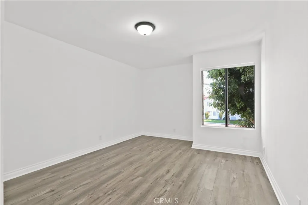 15351 Orange 17, Paramount, California 90723 home-pic-5