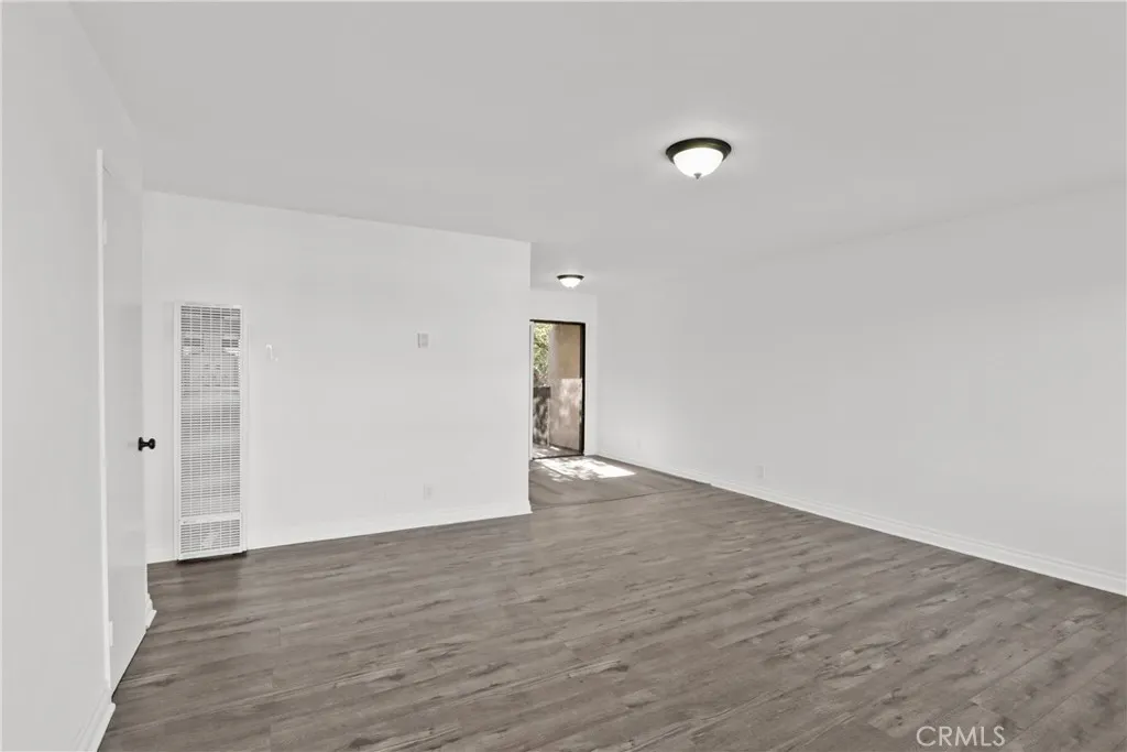 15351 Orange 17, Paramount, California 90723 home-pic-1