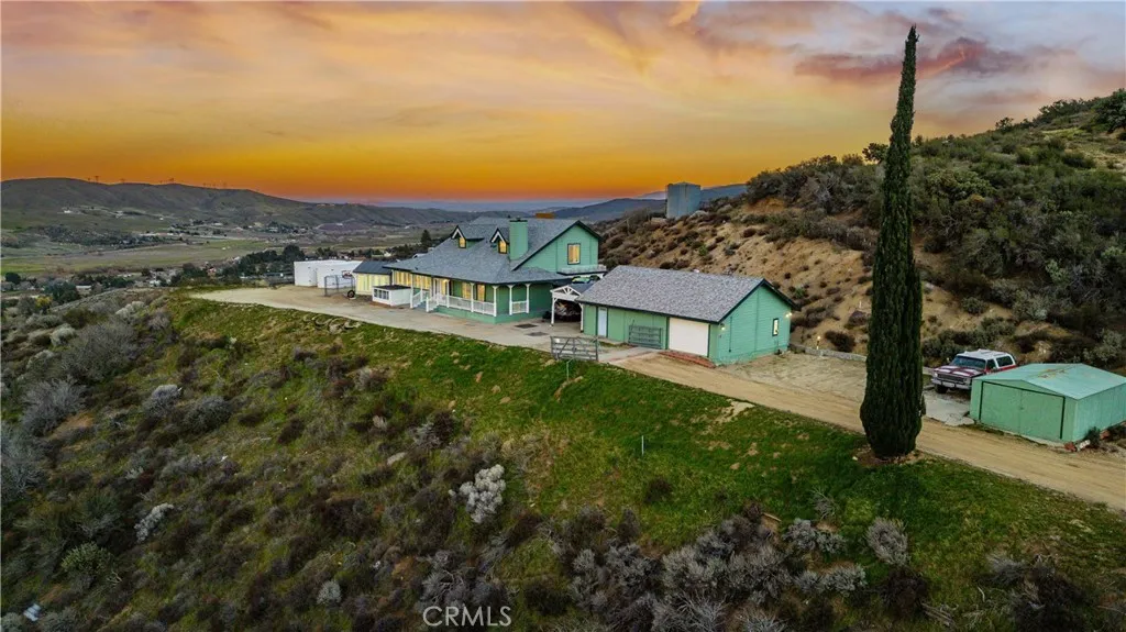 39910 95th W, Leona Valley, California 93551 home-pic-50