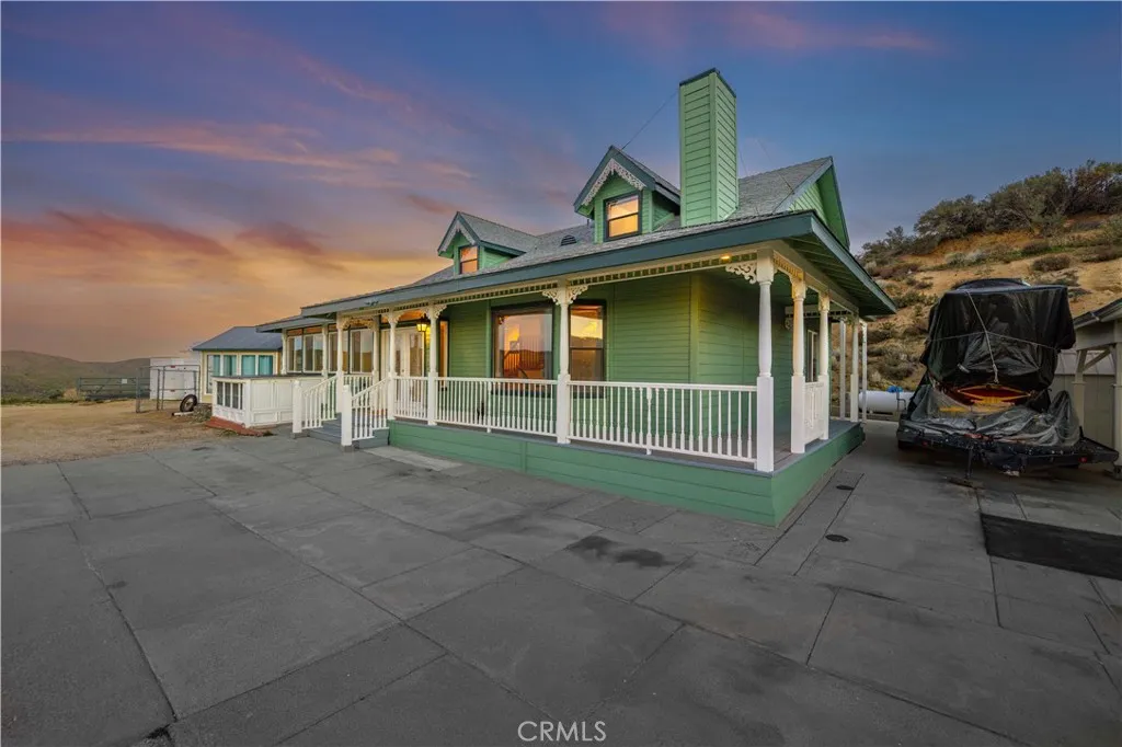 39910 95th W, Leona Valley, California 93551 home-pic-7