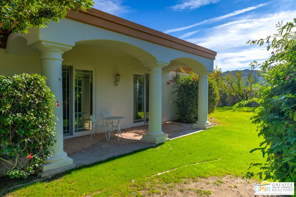 1019 Andreas Palms Drive, Palm Springs, California 92264 home-pic-40