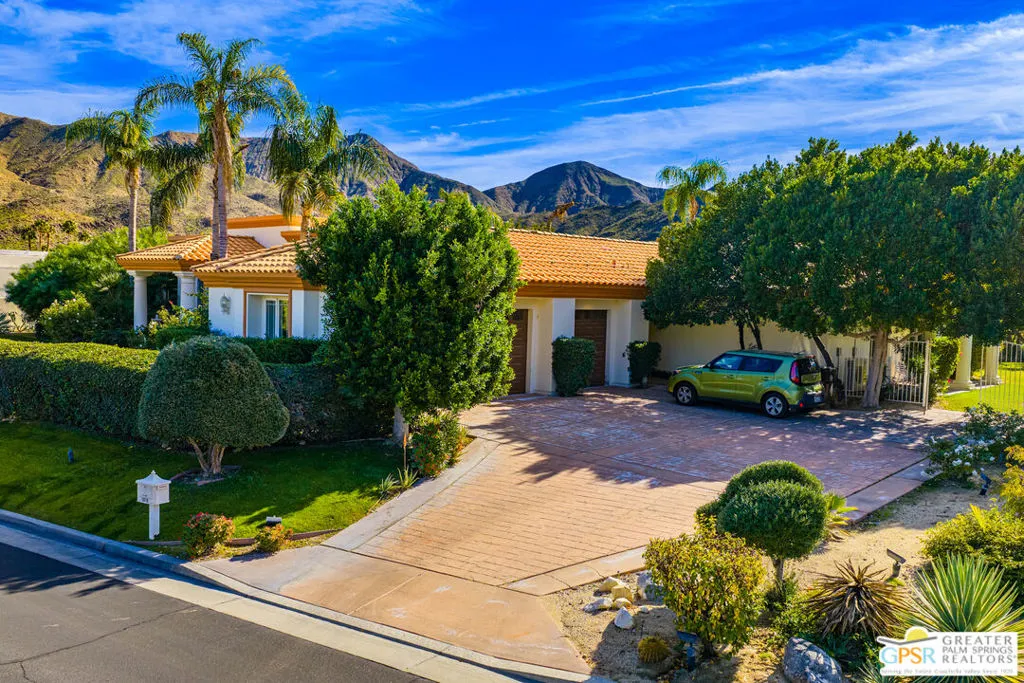 1019 Andreas Palms Drive, Palm Springs, California 92264 home-pic-57