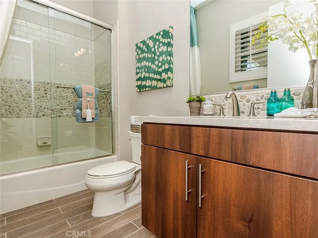 Bedroom 3 Bathroom