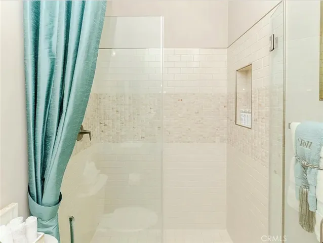 Casita Shower