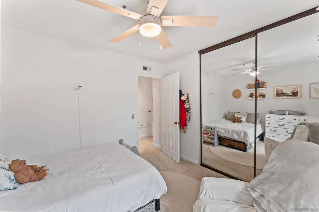 1938 Spyglass Circle, Vista, California 92081 home-pic-34