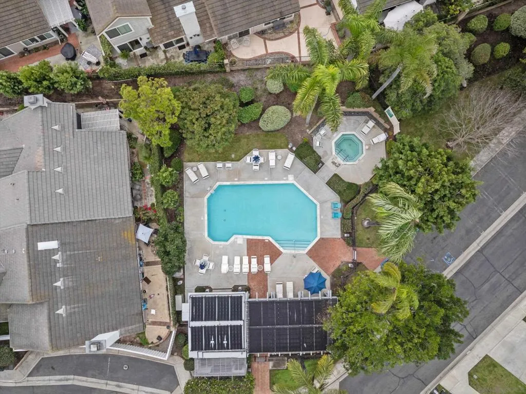 1938 Spyglass Circle, Vista, California 92081 home-pic-46