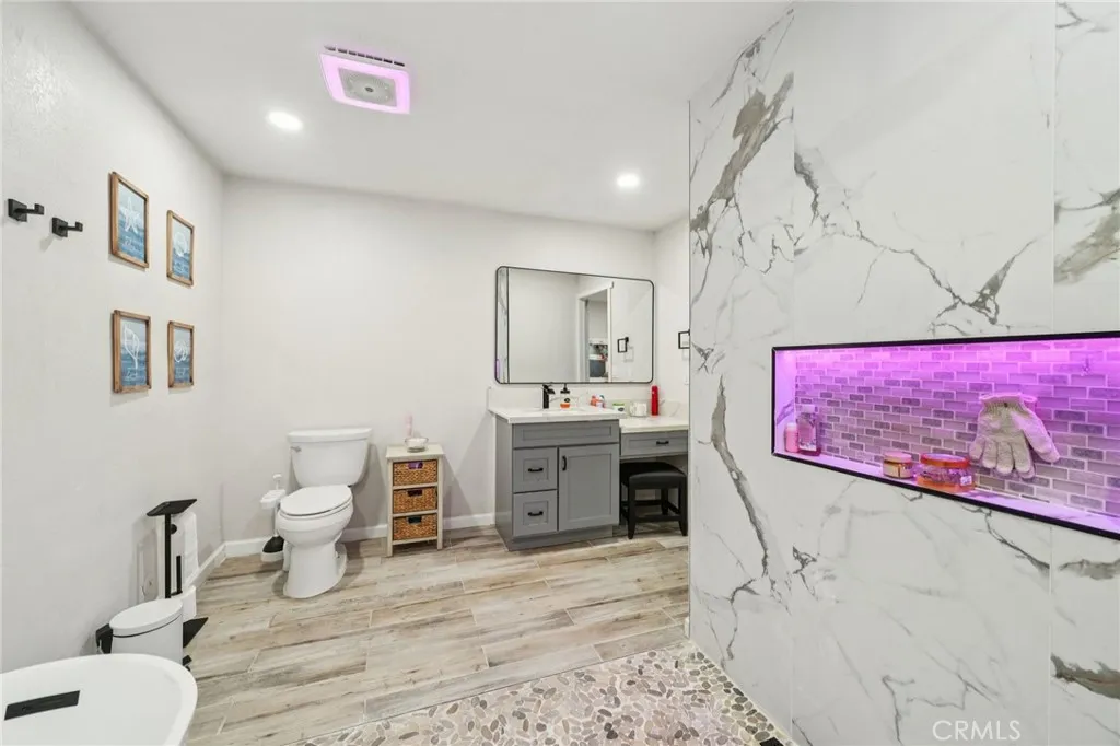 17487 Aspen, Hesperia, California 92345 home-pic-31