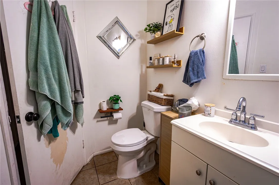 813 W Ramona Road, Alhambra, California 91803 home-pic-23