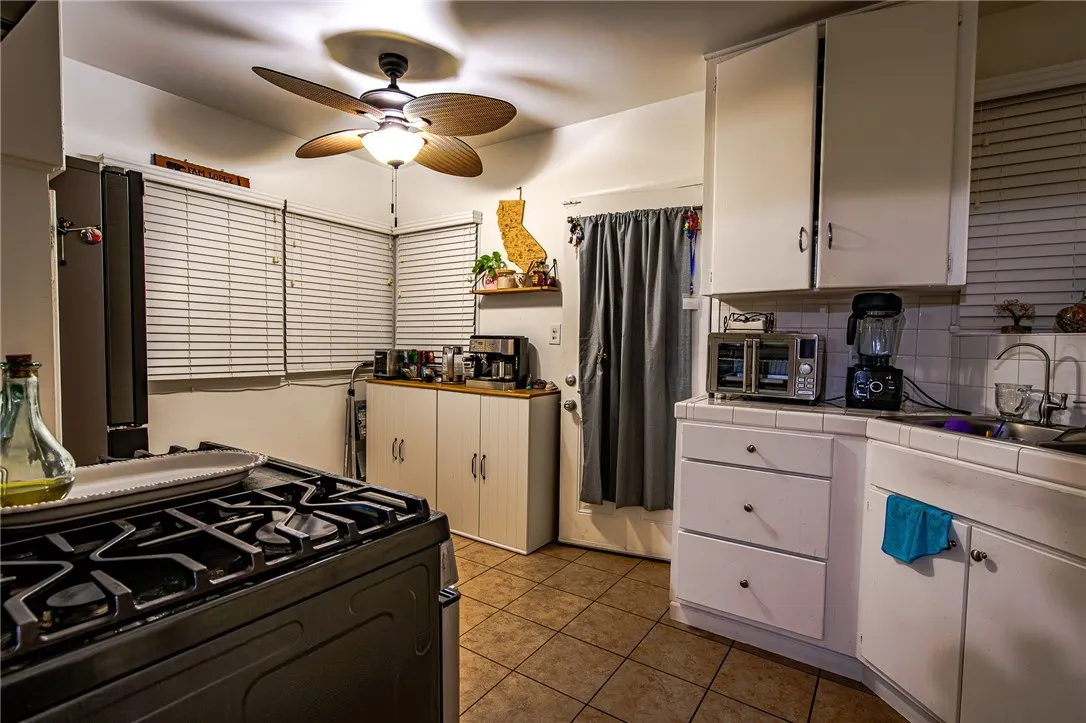 813 W Ramona Road, Alhambra, California 91803 home-pic-17