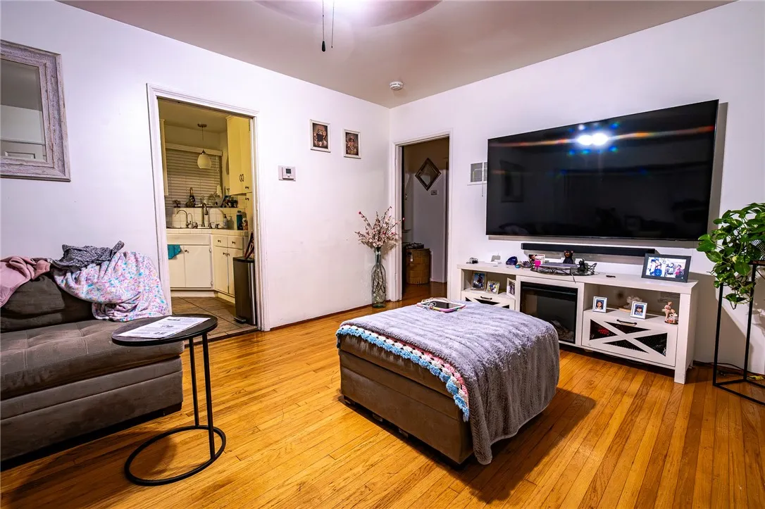 813 W Ramona Road, Alhambra, California 91803 home-pic-16