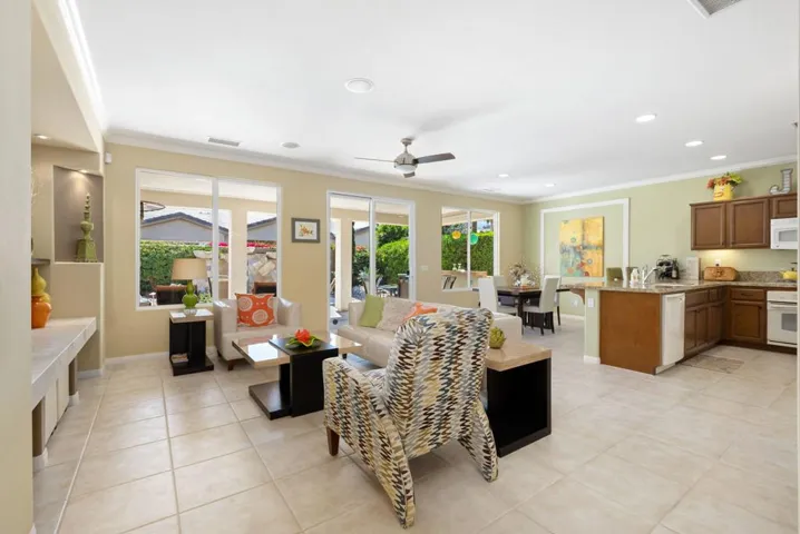 61275 Fire Barrel Dr., La Quinta